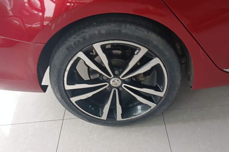 Used MG 6 2017 20T Automatic Trophy Prestige Internet Edition China V Standard Right Rear Wheel Hub