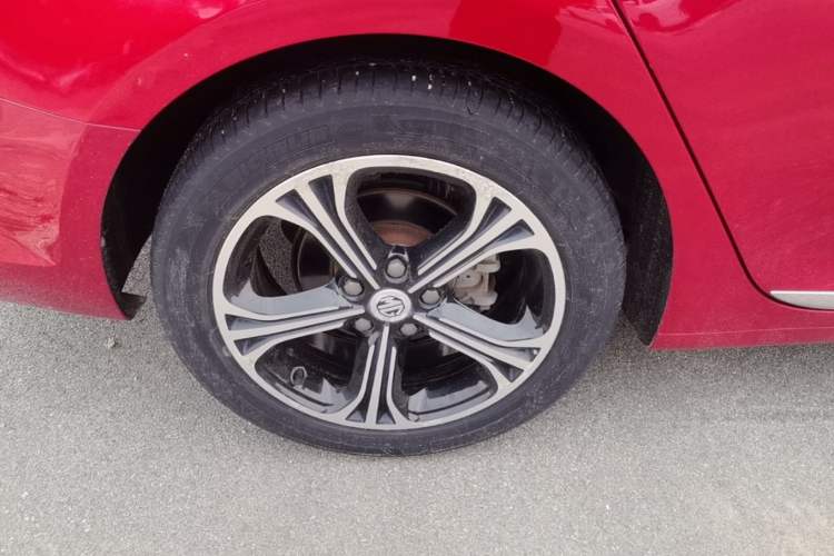 Used MG 6 2017 20T Manual Luxury Smart Connect Version China V Standard Right Rear Wheel Hub