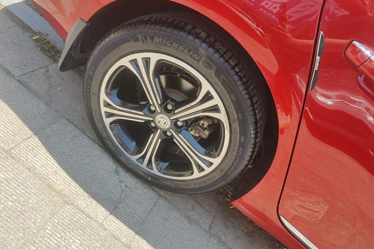 Used MG 6 2017 20T Automatic Luxury Smart Connect Version China V Standard Right Rear Wheel Hub