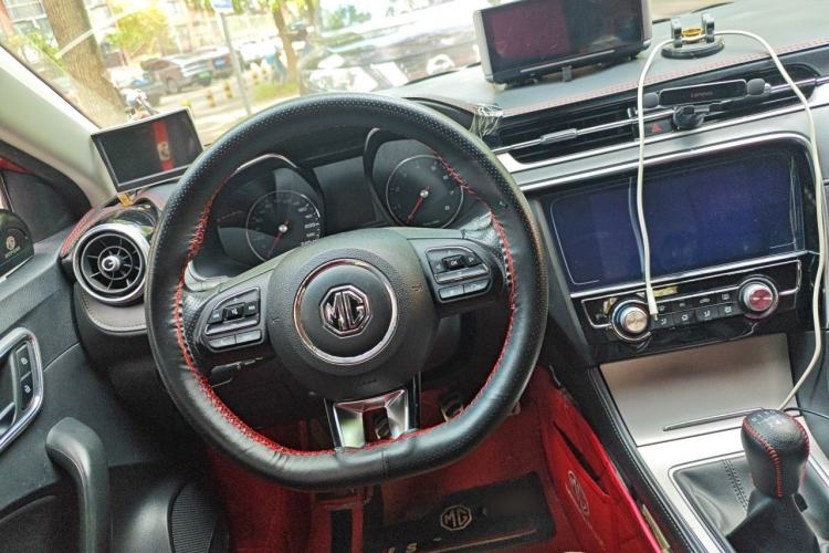 Used MG 6 2017 20T Manual Luxury Smart Connect Version China V Standard Steering Wheel