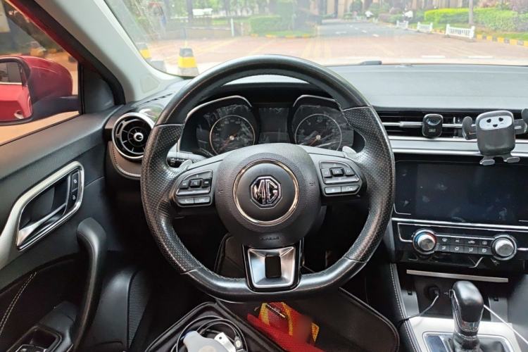 Used MG 6 2017 20T Automatic Luxury Smart Connect Version China V Standard Steering Wheel