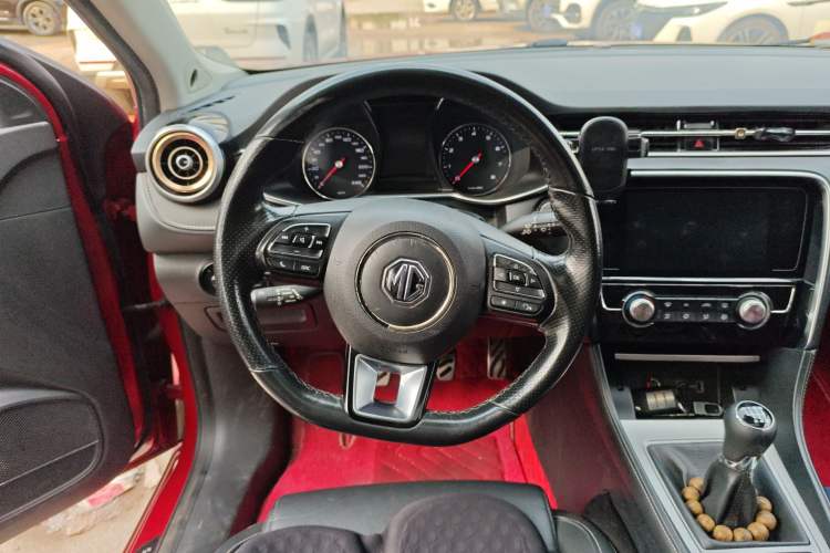 Used MG 6 2017 20T Manual Luxury Smart Connect Version China V Standard Steering Wheel
