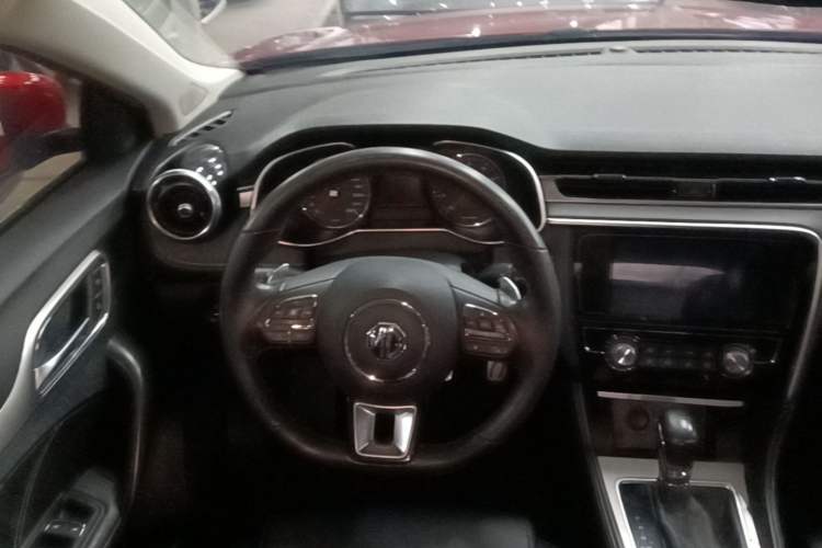 Used MG 6 2017 20T Automatic Luxury Smart Connect Version China V Standard Steering Wheel