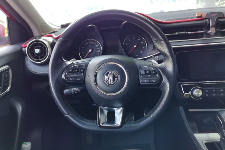 Used MG 6 2017 20T Automatic Luxury Smart Connect Version China V Standard Steering Wheel