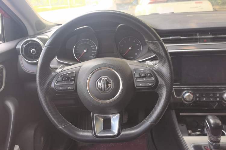 Used MG 6 2017 20T Automatic Elite Smart Connect Version China V Standard Steering Wheel