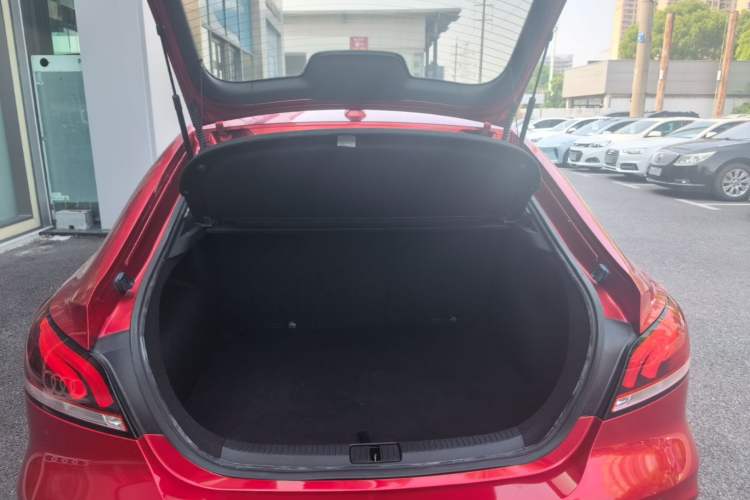 Used MG 6 2017 20T Automatic Prestige Internet Edition China V Standard Trunk