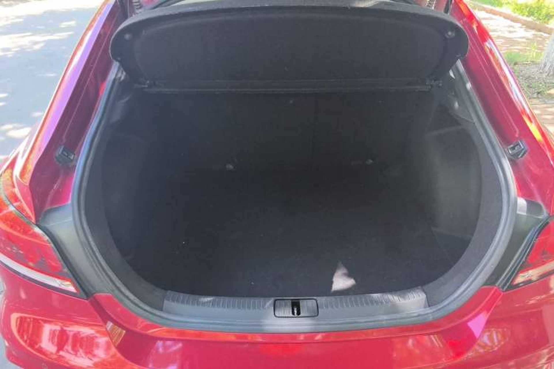 Used MG 6 2017 20T Automatic Luxury Smart Connect Version China V Standard Trunk