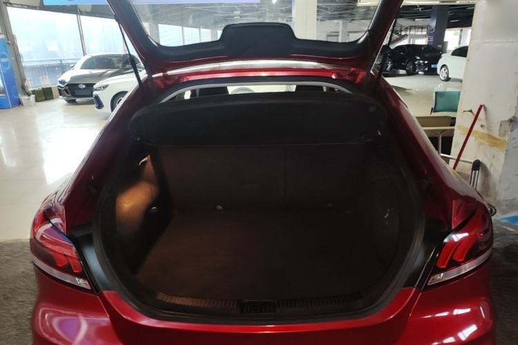 Used MG 6 2017 20T Automatic Luxury Smart Connect Version China V Standard Trunk