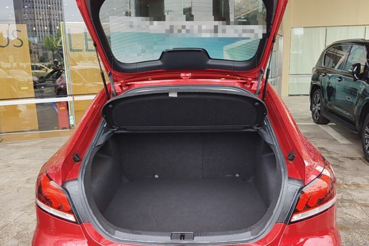 Used MG 6 2017 20T Automatic Prestige Internet Edition China V Standard Trunk