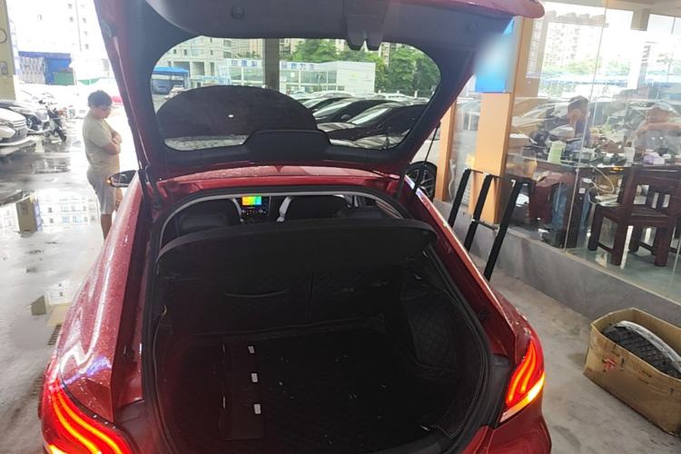Used MG 6 2017 20T Automatic Luxury Smart Connect Version China V Standard Trunk