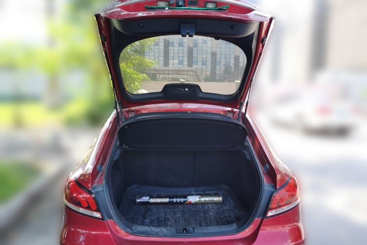 Used MG 6 2017 20T Automatic Luxury Smart Connect Version China V Standard Trunk