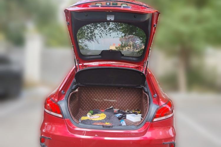 Used MG 6 2017 20T Automatic Luxury Smart Connect Version China V Standard Trunk