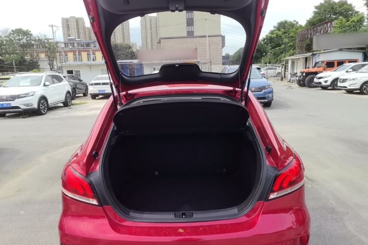 Used MG 6 2017 20T Manual Luxury Smart Connect Version China V Standard Trunk