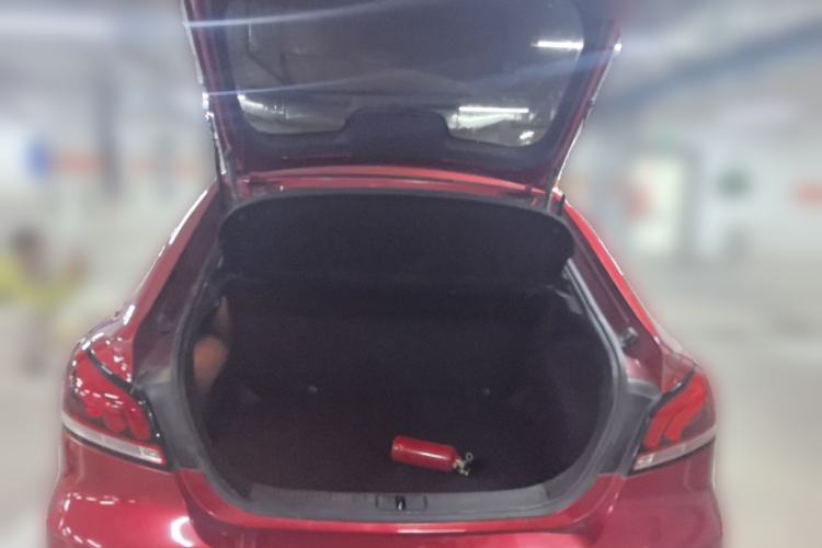 Used MG 6 2017 20T Automatic Luxury Smart Connect Version China V Standard Trunk