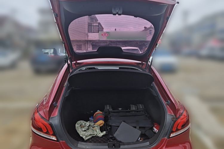 Used MG 6 2017 20T Automatic Luxury Smart Connect Version China V Standard Trunk