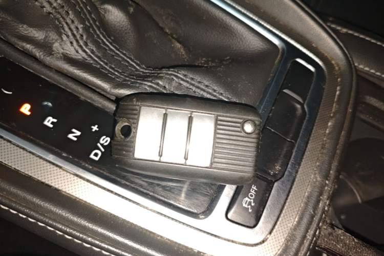 Used MG 6 2017 20T Automatic Luxury Smart Connect Version China V Standard Vehicle Key