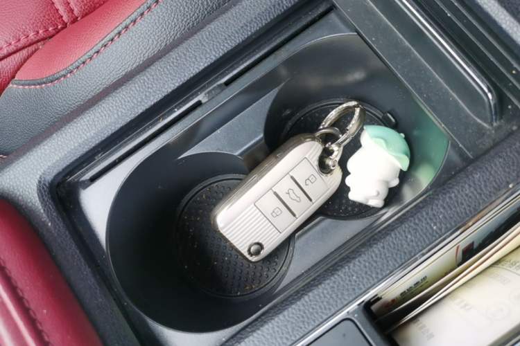 Used MG 6 2017 20T Automatic Trophy Prestige Internet Edition China V Standard Vehicle Key