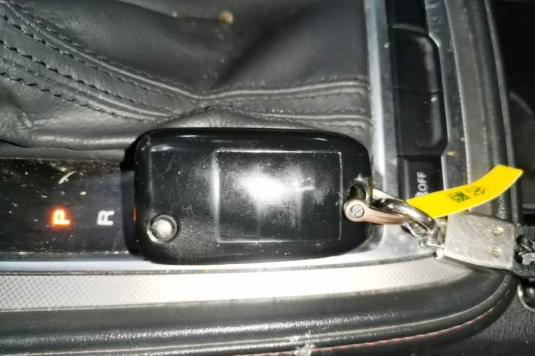 Used MG 6 2017 20T Automatic Elite Smart Connect Version China V Standard Vehicle Key