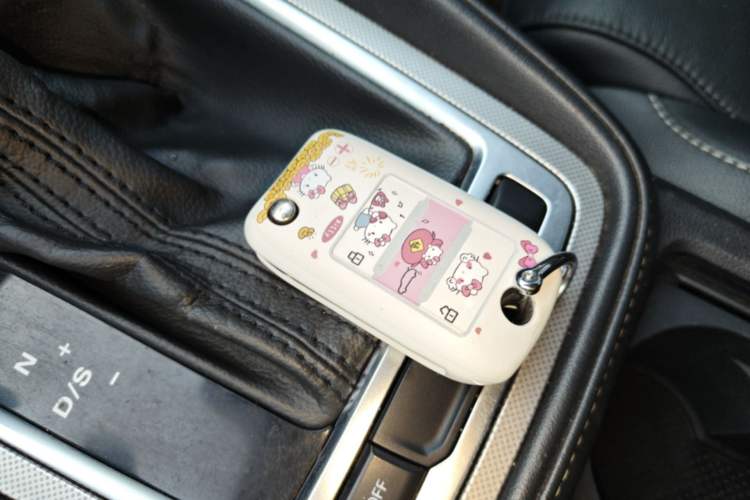 Used MG 6 2017 20T Automatic Luxury Smart Connect Version China V Standard Vehicle Key