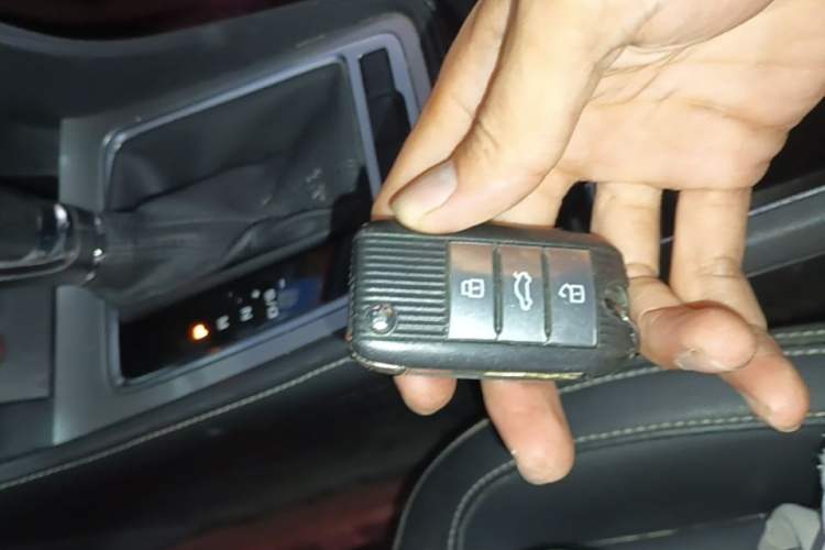Used MG 6 2017 20T Automatic Luxury Smart Connect Version China V Standard Vehicle Key