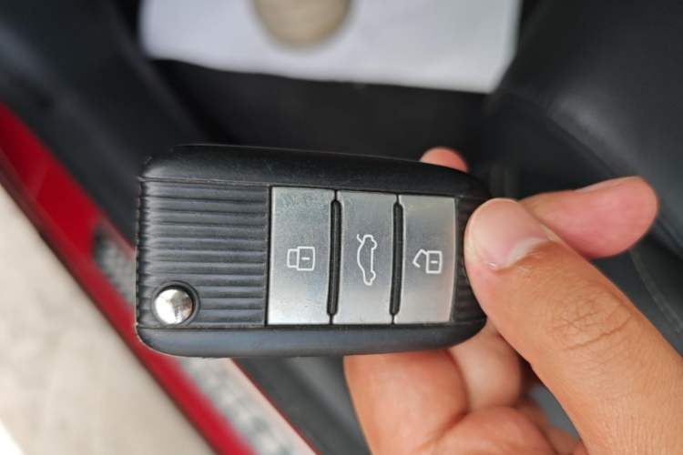 Used MG 6 2017 20T Automatic Luxury Smart Connect Version China V Standard Vehicle Key
