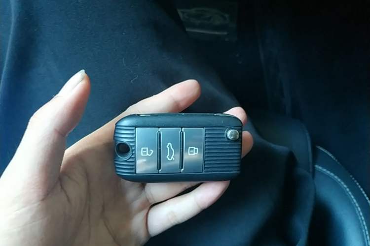 Used MG 6 2017 20T Automatic Luxury Smart Connect Version China V Standard Vehicle Key