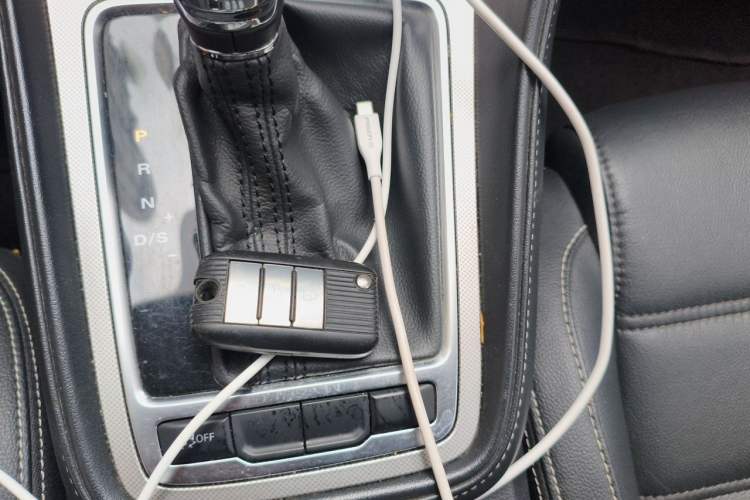 Used MG 6 2017 20T Automatic Luxury Smart Connect Version China V Standard Vehicle Key