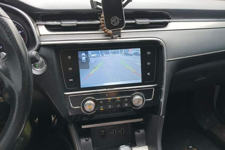 Used MG 6 2017 20T Automatic Luxury Smart Connect Version China V Standard Audio And AC Panel
