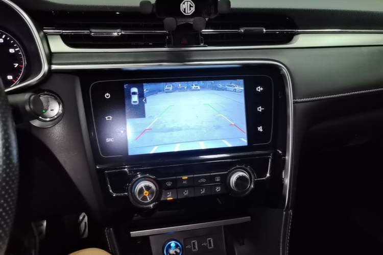 Used MG 6 2017 20T Automatic Luxury Smart Connect Version China V Standard Audio And AC Panel
