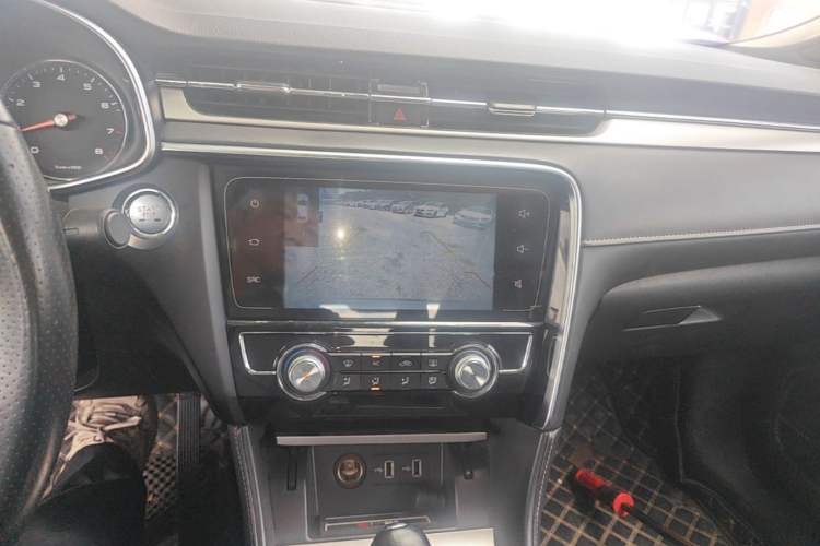 Used MG 6 2017 20T Automatic Luxury Smart Connect Version China V Standard Audio And AC Panel
