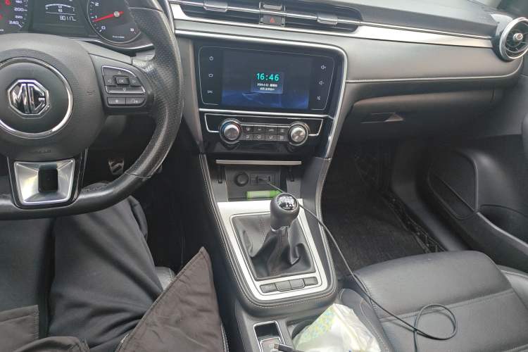 Used MG 6 2017 20T Manual Luxury Smart Connect Version China V Standard Audio And AC Panel