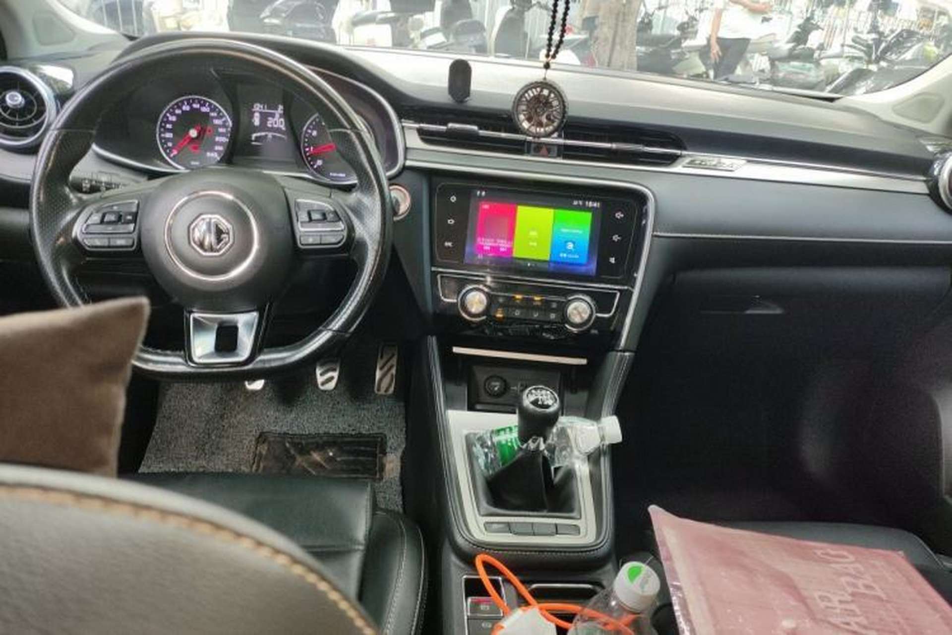 Used MG 6 2017 20T Manual Luxury Smart Connect Version China V Standard Center Console
