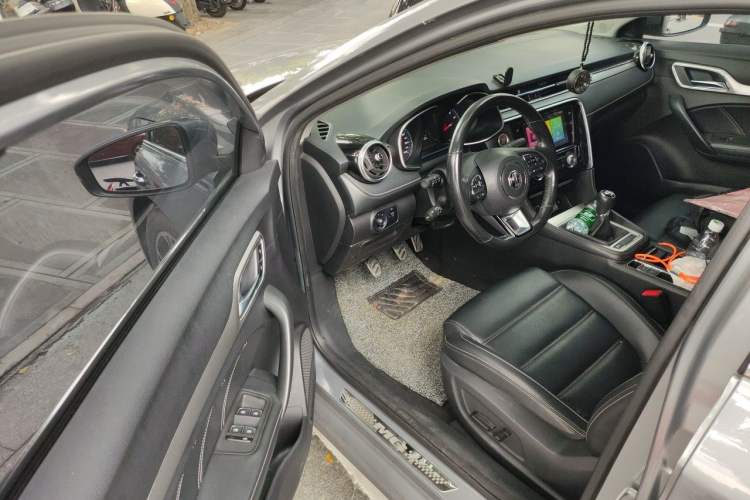 Used MG 6 2017 20T Manual Luxury Smart Connect Version China V Standard Driver Seat