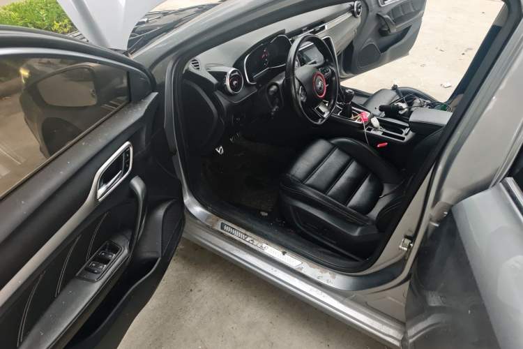 Used MG 6 2017 20T Manual Luxury Smart Connect Version China V Standard Driver Seat