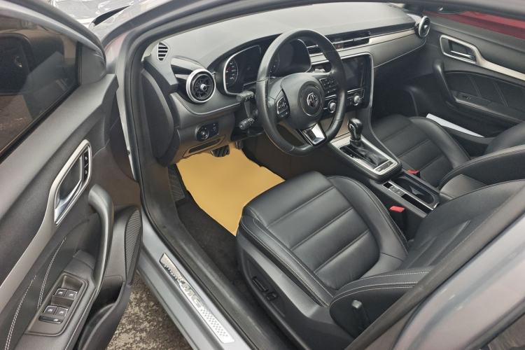Used MG 6 2017 20T Automatic Luxury Smart Connect Version China V Standard Driver Seat