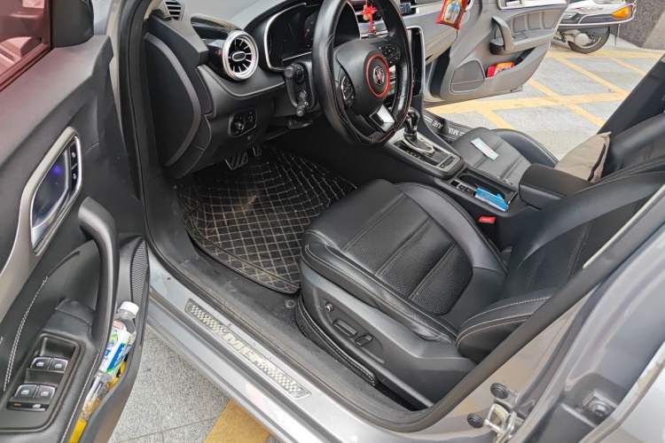 Used MG 6 2017 20T Automatic Luxury Smart Connect Version China V Standard Driver Seat