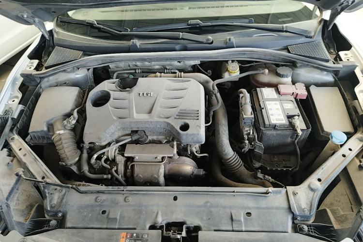 Used MG 6 2017 20T Automatic Luxury Smart Connect Version China V Standard Engine Bay