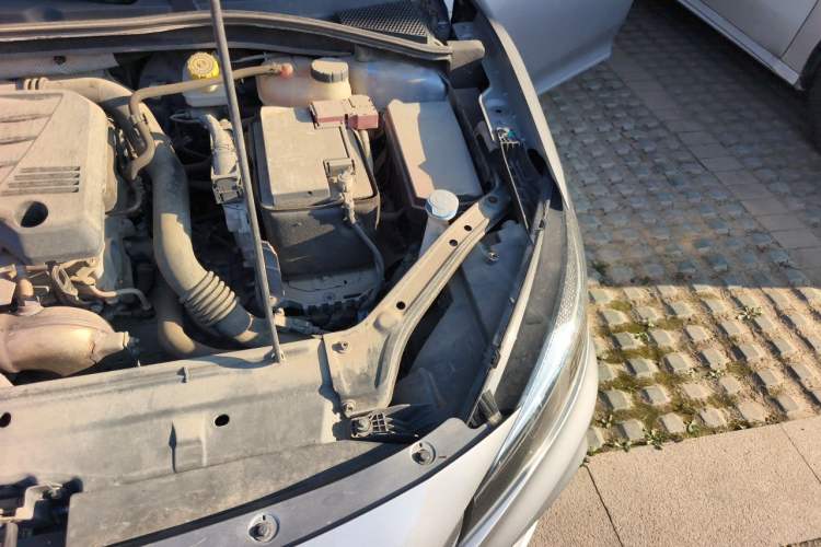 Used MG 6 2017 20T Manual Luxury Smart Connect Version China V Standard Engine Bay Left