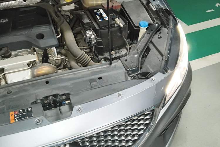 Used MG 6 2017 20T Automatic Luxury Smart Connect Version China V Standard Engine Bay Left