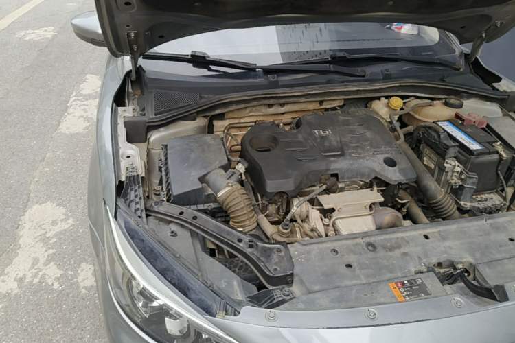 Used MG 6 2017 20T Automatic Luxury Smart Connect Version China V Standard Engine Bay Right