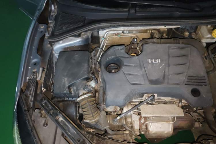 Used MG 6 2017 20T Manual Luxury Smart Connect Version China V Standard Engine Bay Right