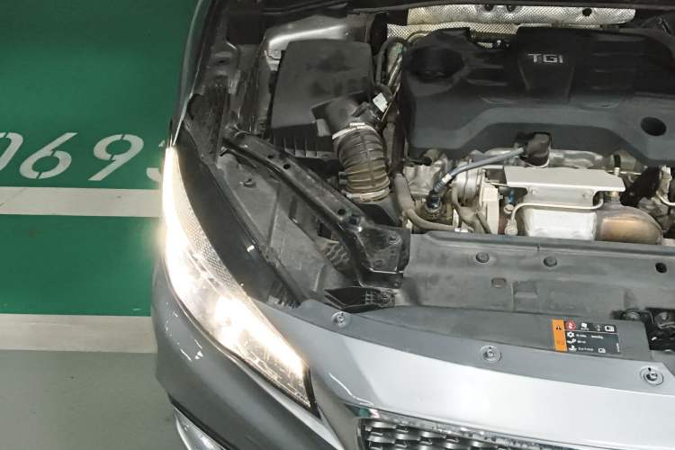 Used MG 6 2017 20T Automatic Luxury Smart Connect Version China V Standard Engine Bay Right