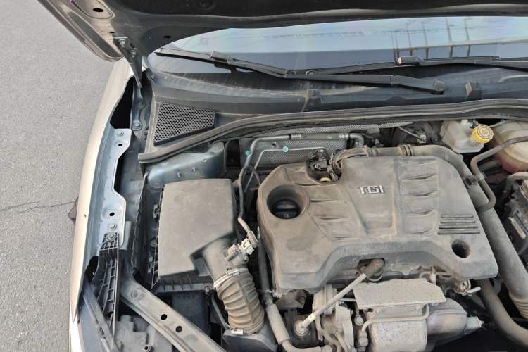 Used MG 6 2017 20T Manual Luxury Smart Connect Version China V Standard Engine Bay Right