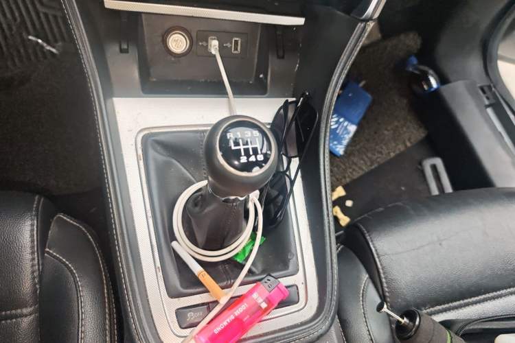 Used MG 6 2017 20T Manual Luxury Smart Connect Version China V Standard Gear Lever