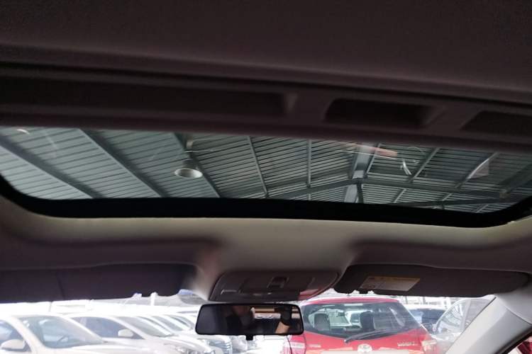 Used MG 6 2017 20T Automatic Luxury Smart Connect Version China V Standard Headliner