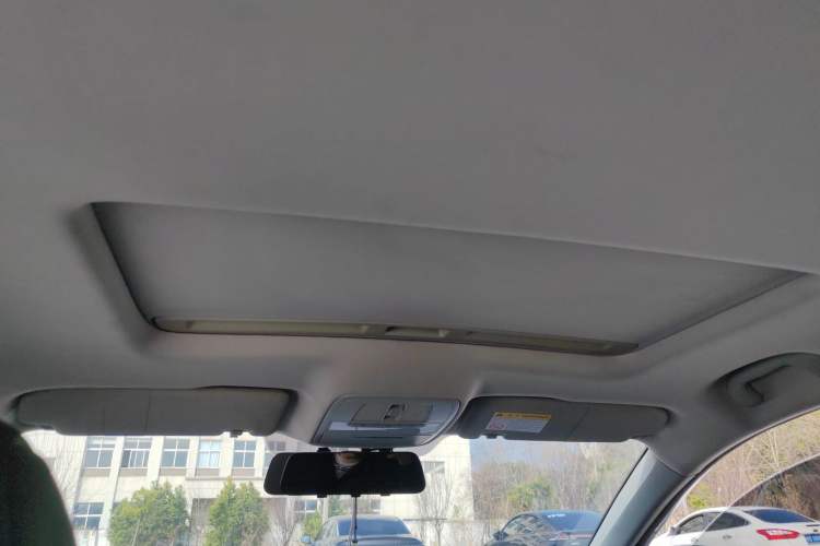 Used MG 6 2017 20T Automatic Luxury Smart Connect Version China V Standard Headliner