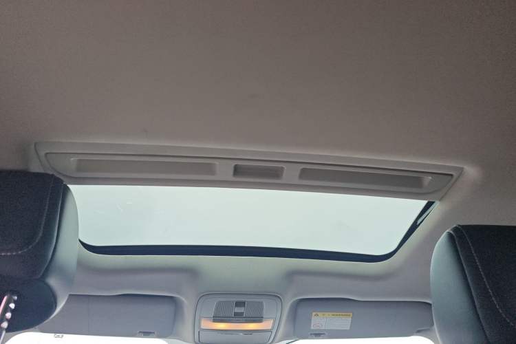 Used MG 6 2017 20T Automatic Luxury Smart Connect Version China V Standard Headliner