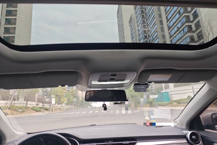Used MG 6 2017 20T Manual Luxury Smart Connect Version China V Standard Headliner