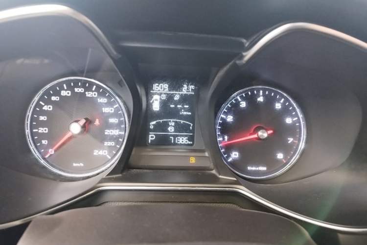 Used MG 6 2017 20T Automatic Luxury Smart Connect Version China V Standard Instrument Cluster