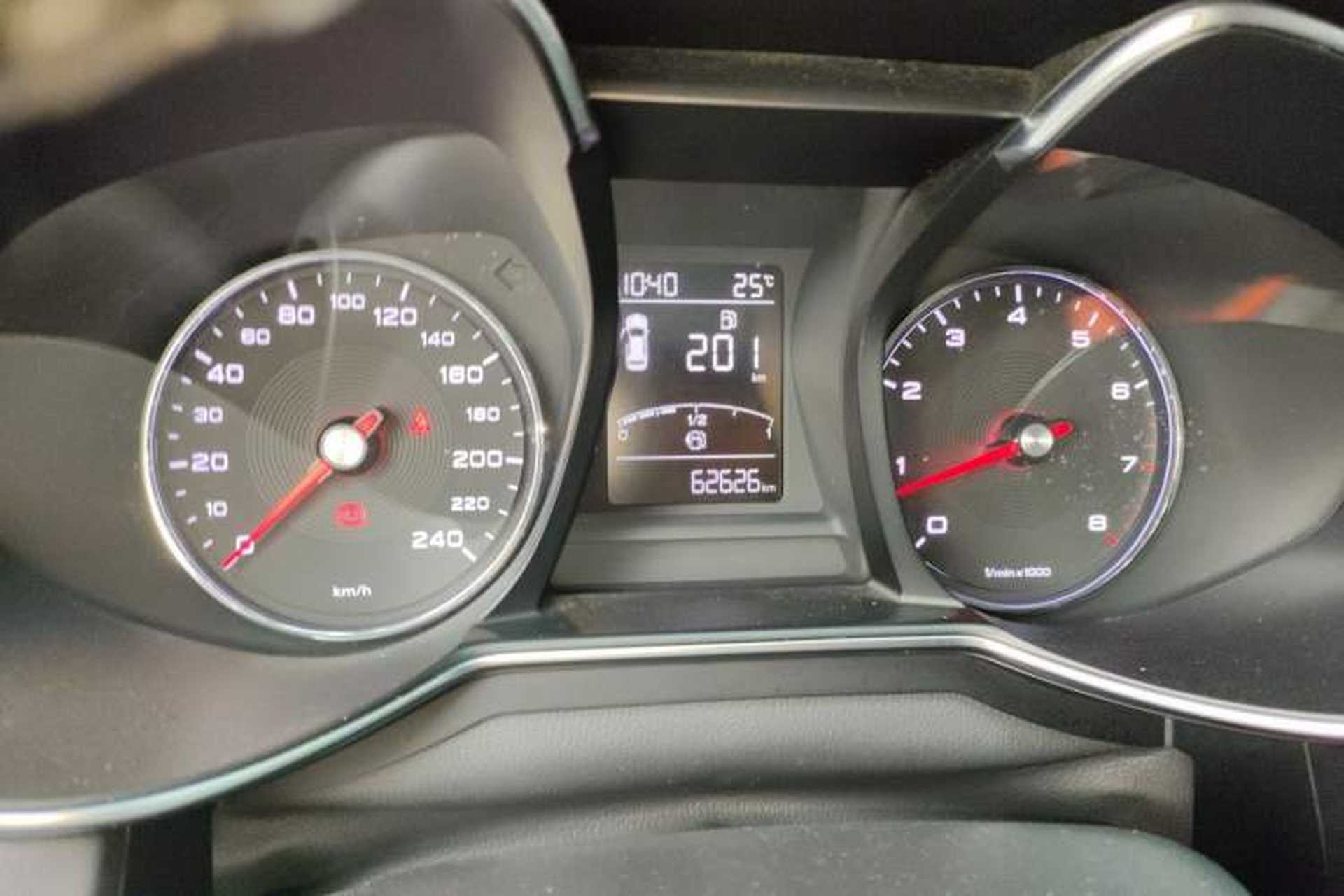 Used MG 6 2017 20T Manual Luxury Smart Connect Version China V Standard Instrument Cluster